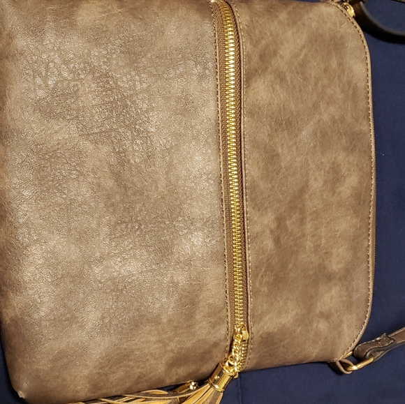 Purse - Picture 2 of 3